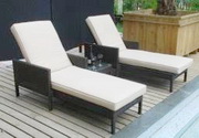 Aluminum rattan sun lounger